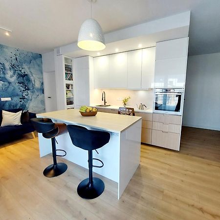 Siechnice Luxury Modern New Apartment With Garden Close To Wroclaw Self Check-In 24H מראה חיצוני תמונה